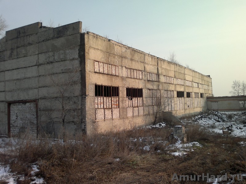 Первый ангар с тыла Первый ангар с тыла