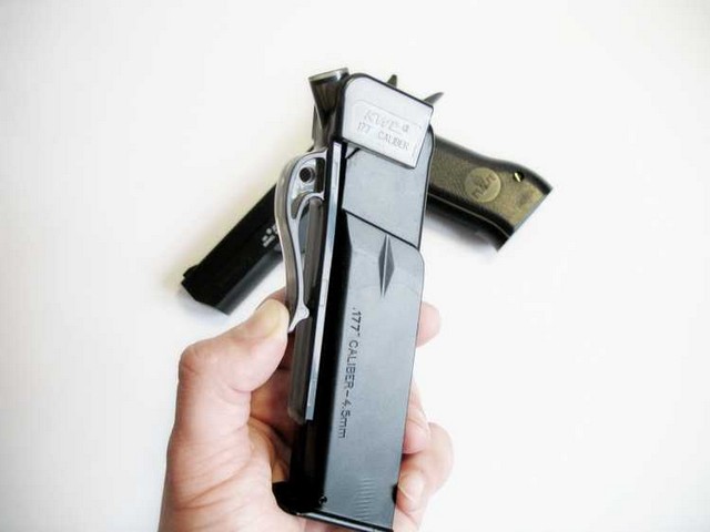 Лоадер на магазине в Jericho 941