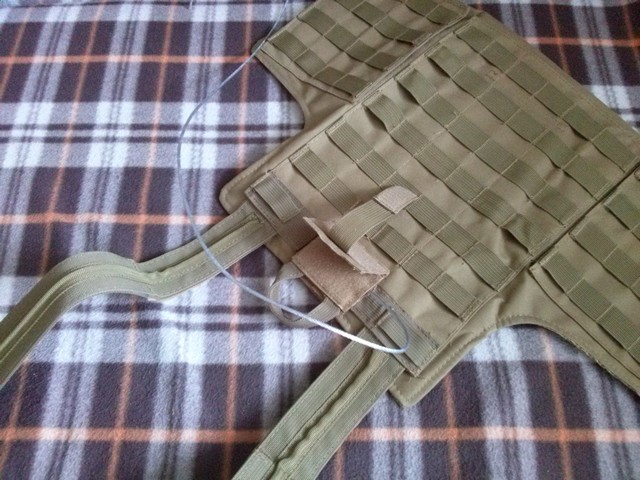 закрепляем флажок троса закрепляем флажок троса