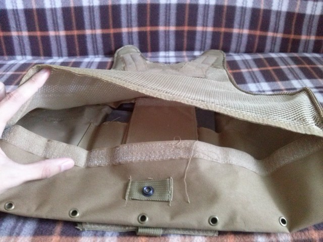 бронеплита сзади бронеплита сзади