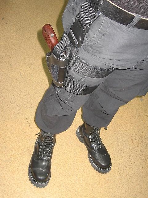 набедренная кобура пм