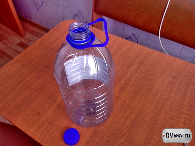 пятилитровая бутылка пятилитровая бутылка